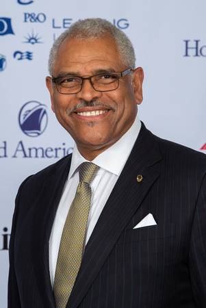 Carnival Corp CEO - Arnold Donald
